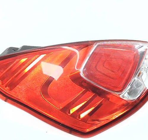 Piloto Trasero Izquierdo Ford Fiesta